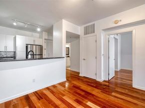 54 Rainey ST 1015, Austin TX 78701