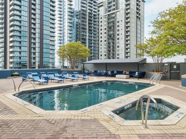 54 Rainey ST 1015, Austin TX 78701