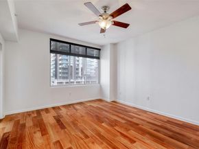 54 Rainey ST 1015, Austin TX 78701