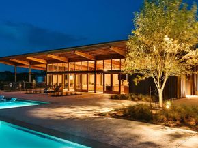 100 Peach Orchard LN, Georgetown TX 78628