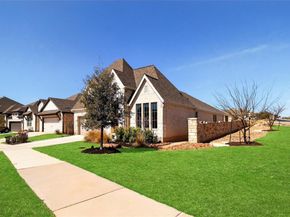 100 Peach Orchard LN, Georgetown TX 78628