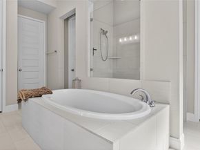 100 Peach Orchard LN, Georgetown TX 78628