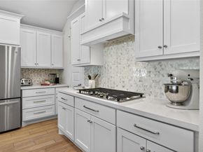 100 Peach Orchard LN, Georgetown TX 78628