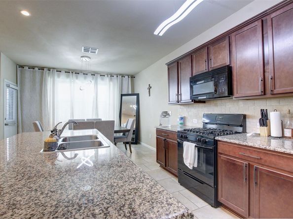 417 Epiphany LN, Pflugerville TX 78660