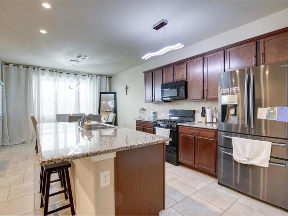 417 Epiphany LN, Pflugerville TX 78660