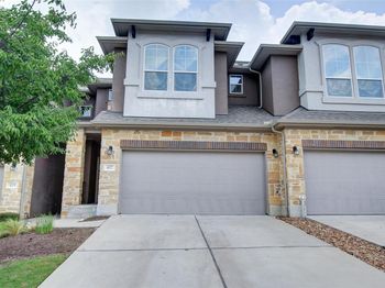 417 Epiphany LN