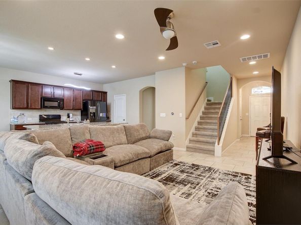 417 Epiphany LN, Pflugerville TX 78660