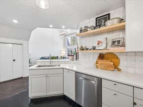 6602 Mesa Hollow DR, Austin TX 78750