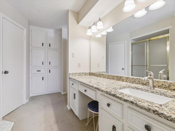 11334 Chevy Chase, Houston TX 77077