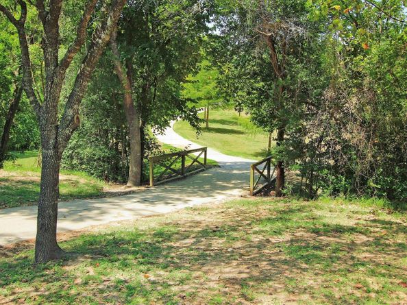11334 Chevy Chase, Houston TX 77077