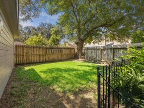 11334 Chevy Chase, Houston TX 77077