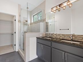900 Banister LN D, Austin TX 78704
