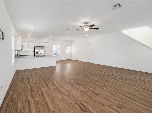 1340 Linwood ST, Leander TX 78641