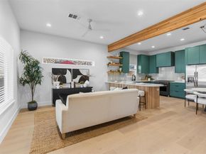 1209 Canterbury ST, Austin TX 78702