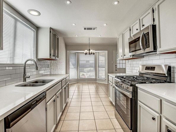 2109 Delvin LN, Austin TX 78728