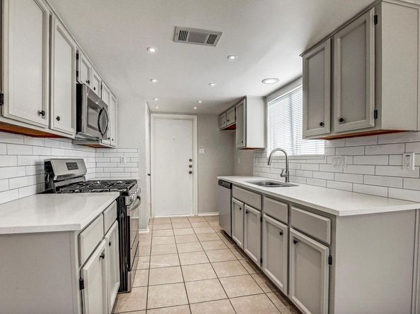 2109 Delvin LN, Austin TX 78728