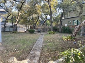 811 Herndon LN, Austin TX 78704