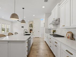 219 Baldovino SKWY, Lakeway TX 78738