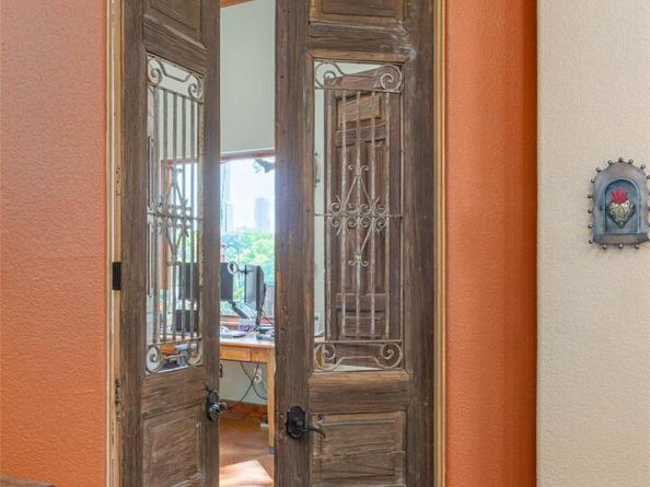 1300 Bluff ST, Austin TX 78704