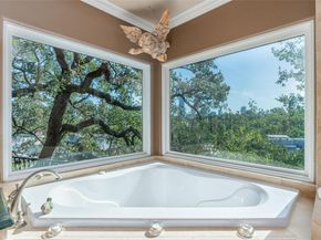 1300 Bluff ST, Austin TX 78704