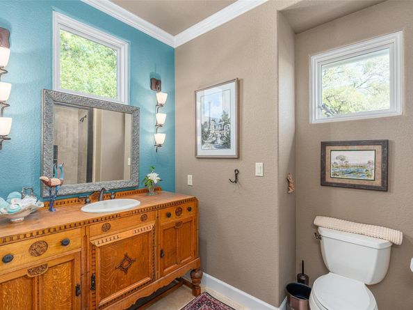 1300 Bluff ST, Austin TX 78704