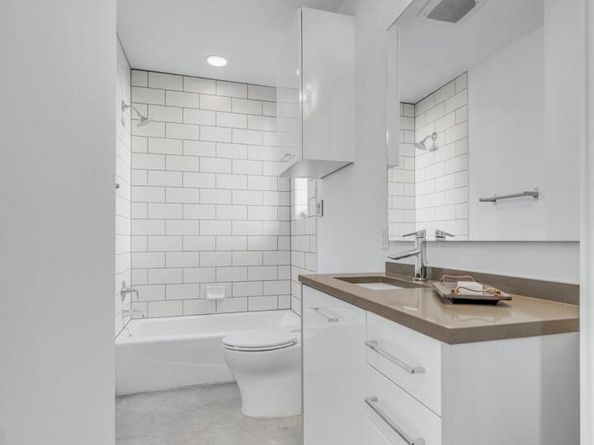 2301 S 5th ST 31, Austin TX 78704