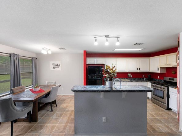 1207 Rolling Ridge DR, Round Rock TX 78665
