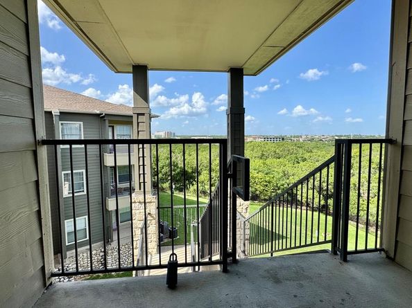 2320 Gracy Farms LN 1432, Austin TX 78758