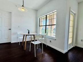 2320 Gracy Farms LN 1432, Austin TX 78758