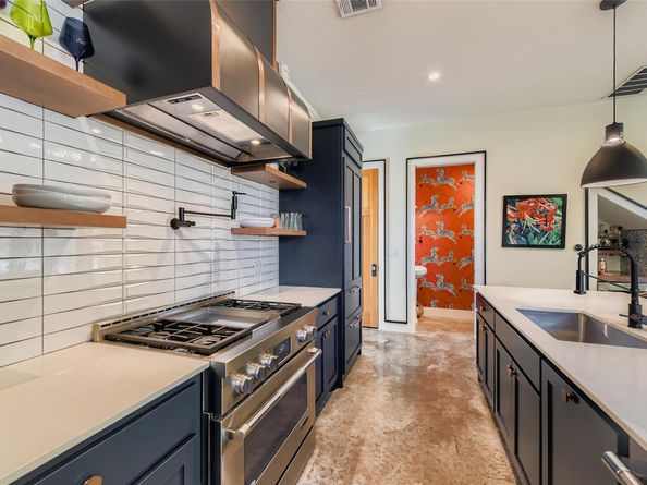 1604 Greenwood Ave A, Austin TX 78721