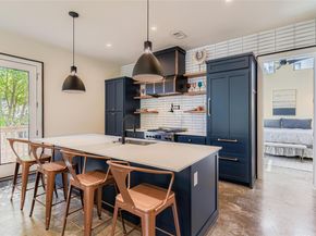 1604 Greenwood Ave A, Austin TX 78721