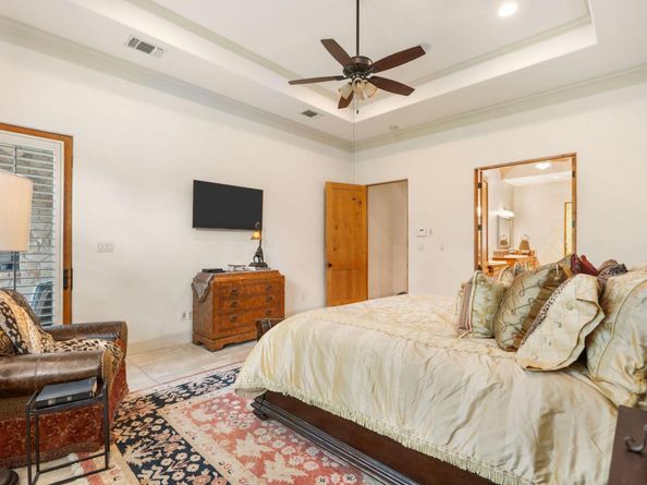 17701 Navigation LN, Lago Vista TX 78645