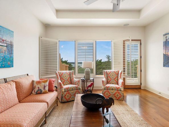 17701 Navigation LN, Lago Vista TX 78645