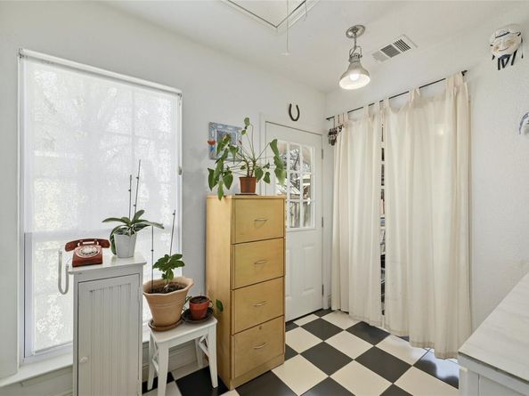68 Mildred ST, Austin TX 78702