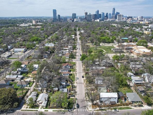 68 Mildred ST, Austin TX 78702