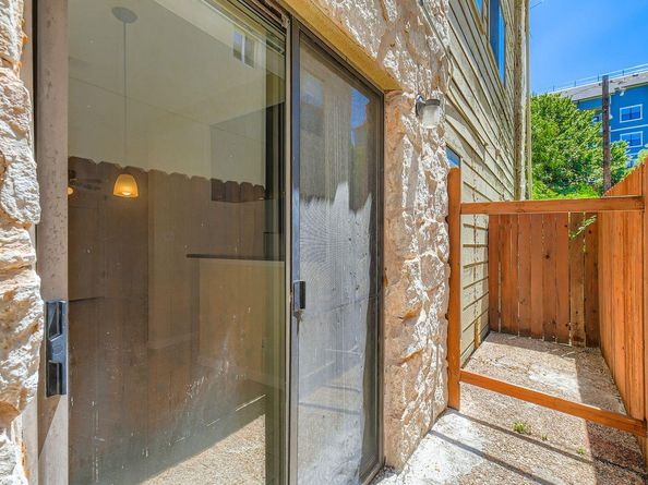 708 Graham PL 101, Austin TX 78705