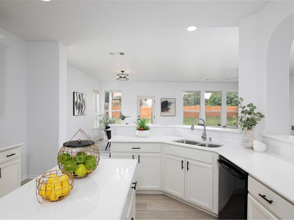 2106 Asbury Park DR, Round Rock TX 78665