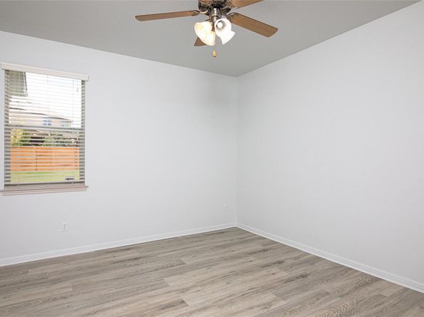 2106 Asbury Park DR, Round Rock TX 78665
