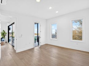 2707 Salek VW, Austin TX 78741