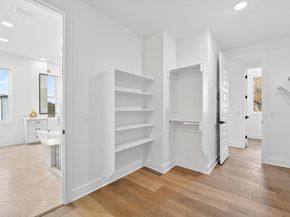 2707 Salek VW, Austin TX 78741