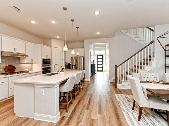 11912 Bayshore CV, Austin TX 78726