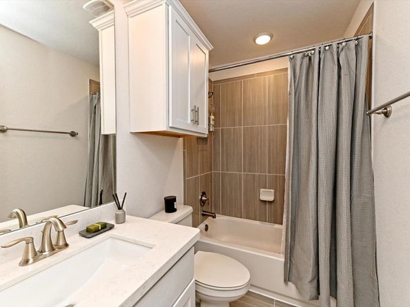 11912 Bayshore CV, Austin TX 78726