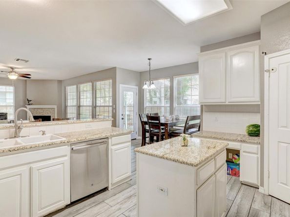 30003 Oakland Hills DR, Georgetown TX 78628