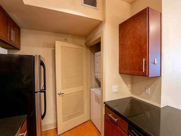 3016 Guadalupe ST 212, Austin TX 78705
