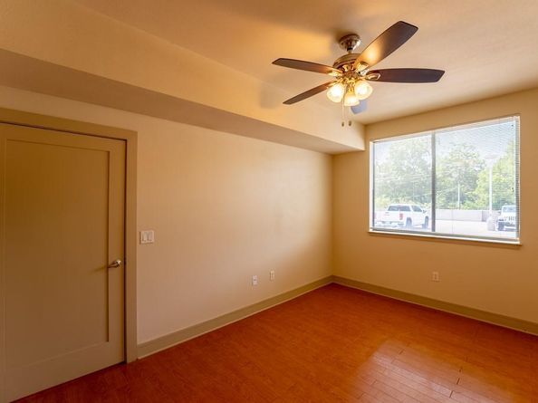 3016 Guadalupe ST 212, Austin TX 78705