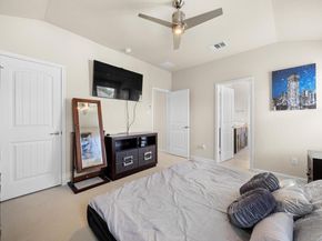 10812 Gates LN 441, Austin TX 78750