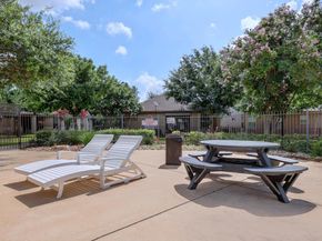 10812 Gates LN 441, Austin TX 78750