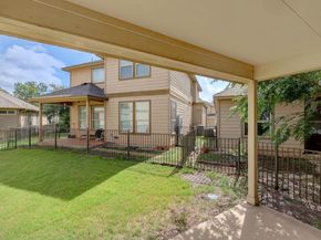 10812 Gates LN 441, Austin TX 78750