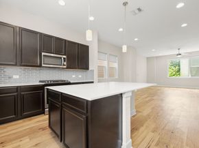 4403 Swift PATH, Austin TX 78741