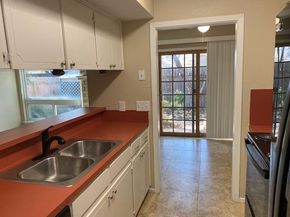 3615 Summit BND, Austin TX 78759